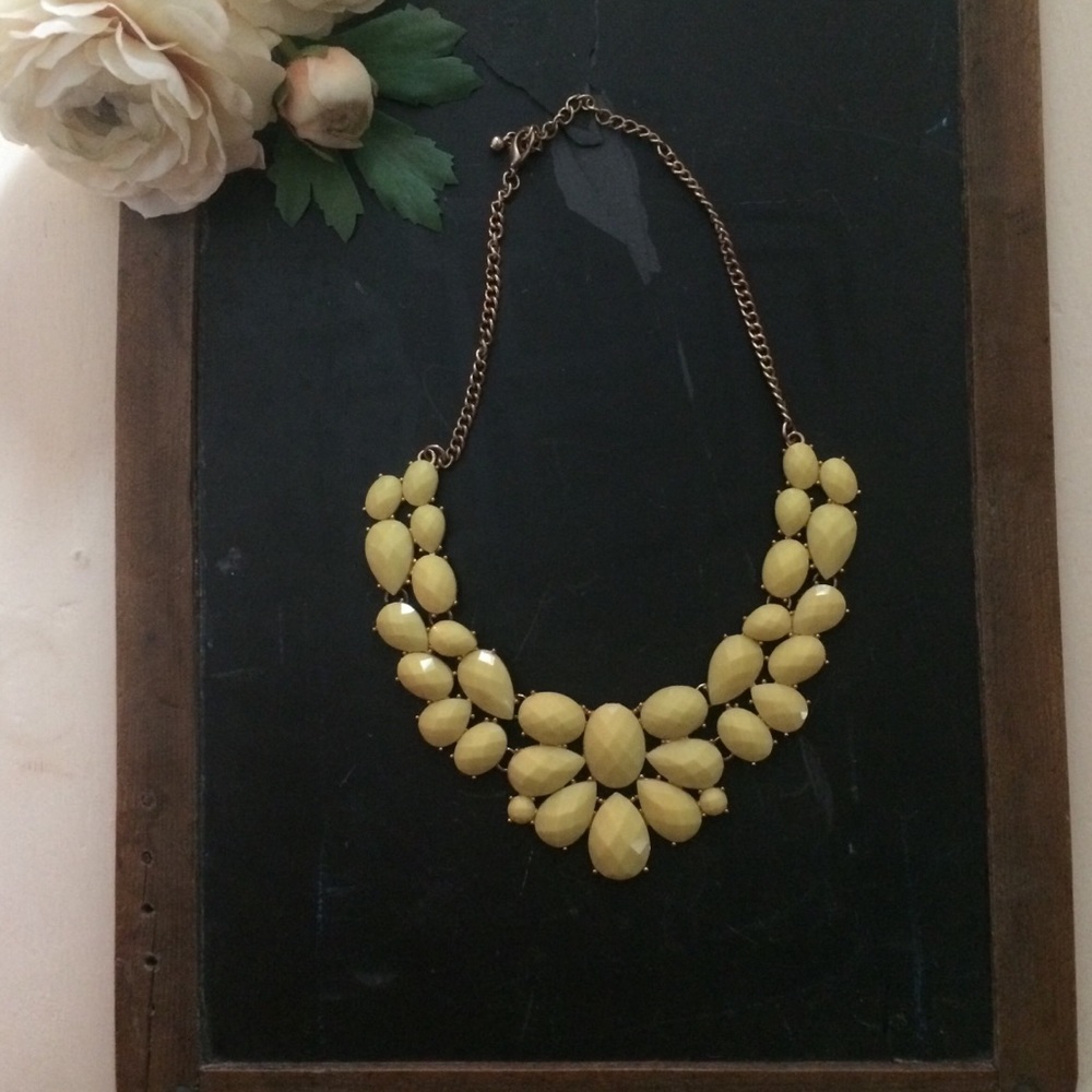 Yellow statement necklace
